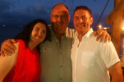 Familie het vrae na vrou man skiet