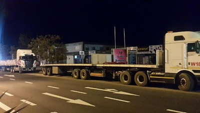 Hoofstraat is hotel vir trokke