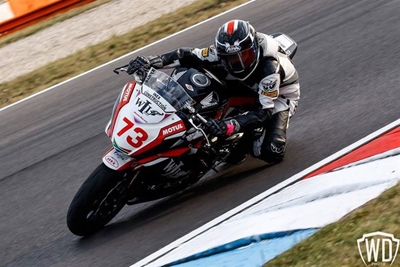 Zantè Otto takes on world in wet conditions