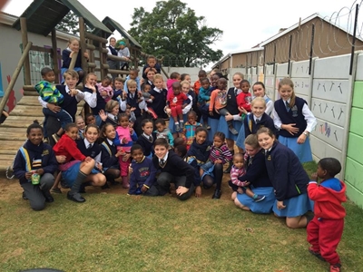 Outeniqua Primary learners reach out