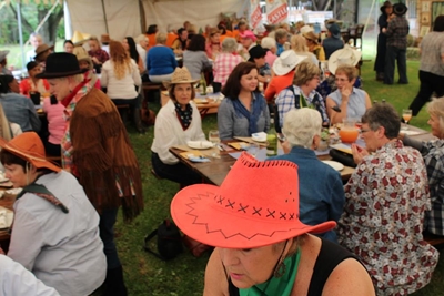 Cowboys and Indians support CANSA