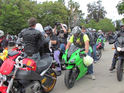 Motorfietse genooi vir toy-run Sondag