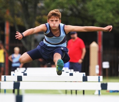 Uitstaande prestasies by Nashua Valentyns-atletiekbyeenkoms