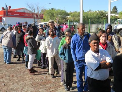 Inwoners steeds woedend oor koopkrag
