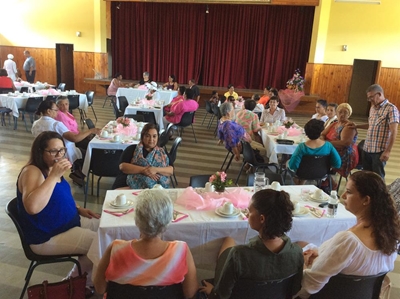 Afternoon tea raises funds for hospice