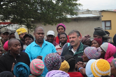 Update: Farm workers stage protest