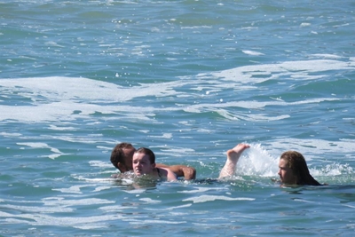 Brave double Buffalo Bay sea rescue