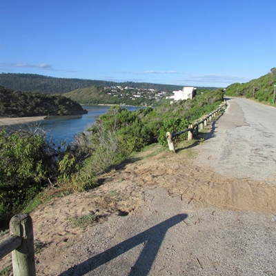 Lucky escape from steep drop