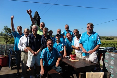 Three Chameleons thrash Sedge Links on golf course