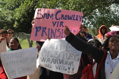 35 Parents want Crowley as headmaster