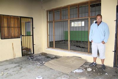 Inwoners moeg vir verval