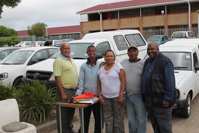 Volunteers protect Parkdene High