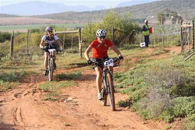 Heyns en Kitson wen Surval-bergfietsren