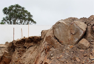 Love in the rocks in Mossel Bay