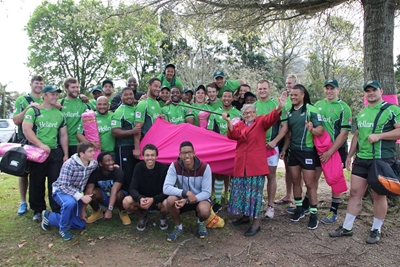 Eagles go pink for Pauline