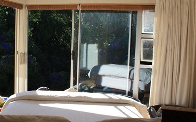 Daylight robbery in Hunter's Home