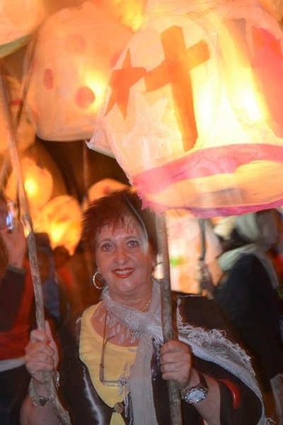 Diena Smit vereer met 'n lanternloop