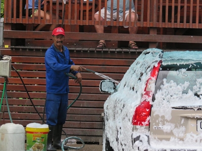 Car washes to use recycled water
