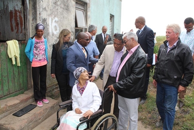 Nuwe behuising vir plaaswerkers