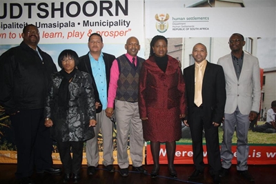 Minister pleads for stable ground