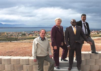New houses no risk, says Minister