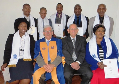 Pastors receive certificates