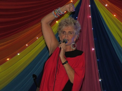 VIDEO: PJ Powers rocks schools fundraiser