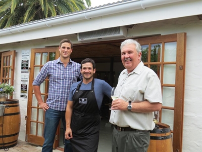 De Krans open nuwe bistro en deli