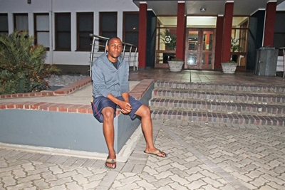Delays cause students sleepless nights