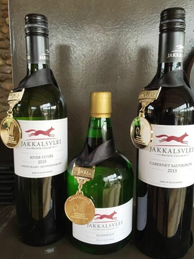 3 Gold awards for Jakkalsvlei