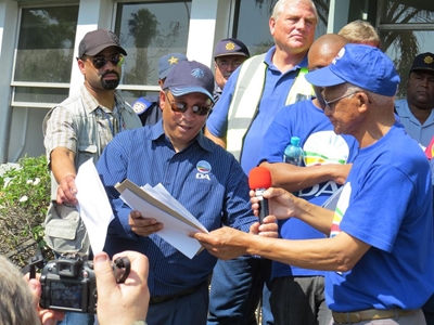 Opvolg: Inwoners eis administrasie van Oudtshoorn