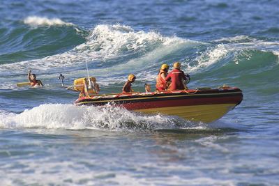 Teenager disappears in water