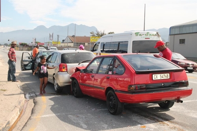 Taxi causes pile-up