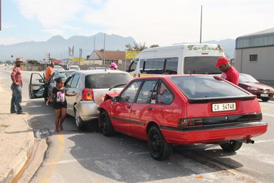 Taxi causes pile-up