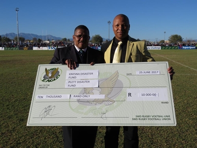 Geld bewillig tydens rugbydag