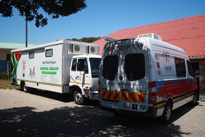 Men queue for circumcision