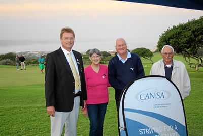 Gholfers speel vir Kansa