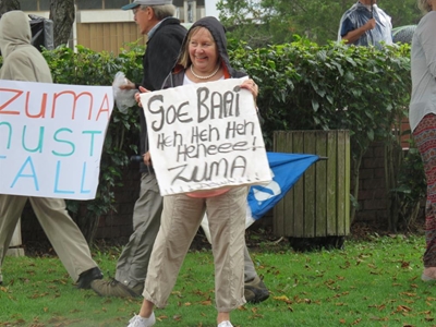 Georgians picket against Zuma
