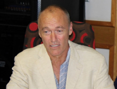 Hoekwil hostage sues for R75-million