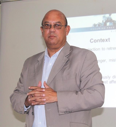 Polisie-hulp ingespan vir stemdag in Uniondale