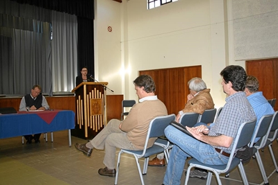 Stilbaaiers skitter in hul afwesigheid
