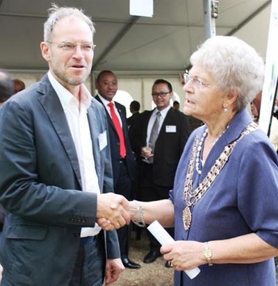 Dias Festival creates cultural warmth