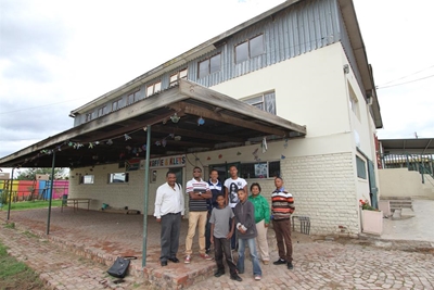 Absa donates R50 000 to drop-in centre