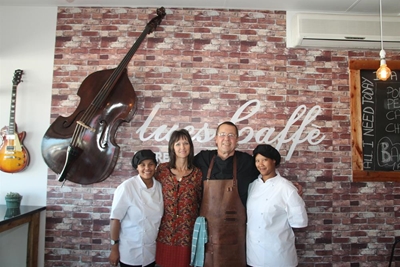 Blues Caffè - the home of caffeine, cuisine and cakes