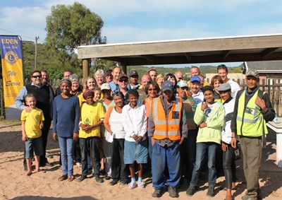VW's Amarok drives charitable message home