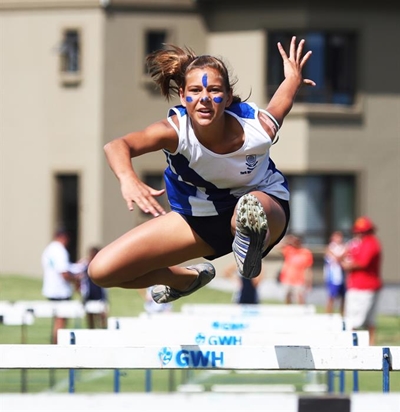 24 rekords spat by interskole-atletiek