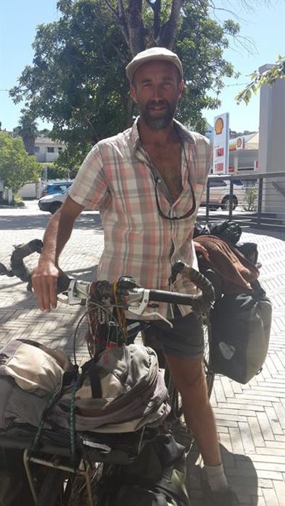 Frenchman's lone trek through Africa