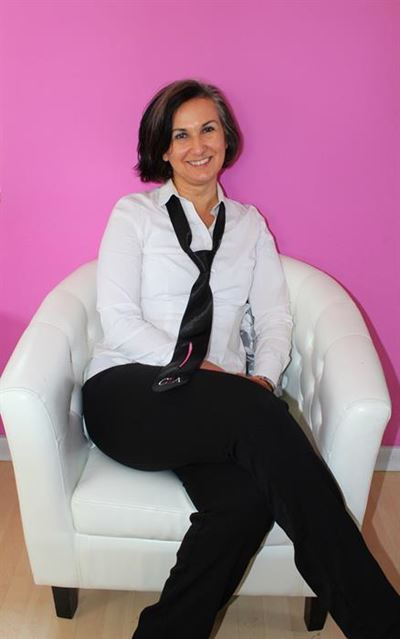 Annemarie's Clothing has new management and name