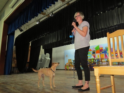 Dog expert wows audience