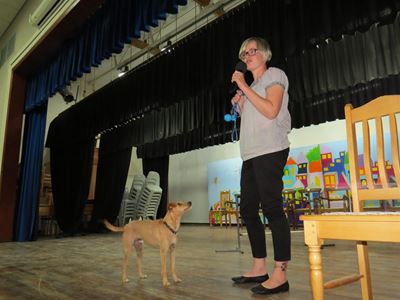 Dog expert wows audience